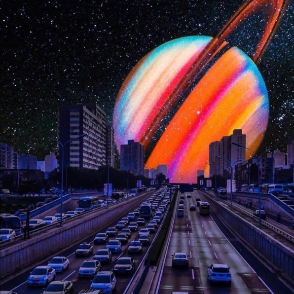 Meet your Posher, Emoni - Picture 1 of 1